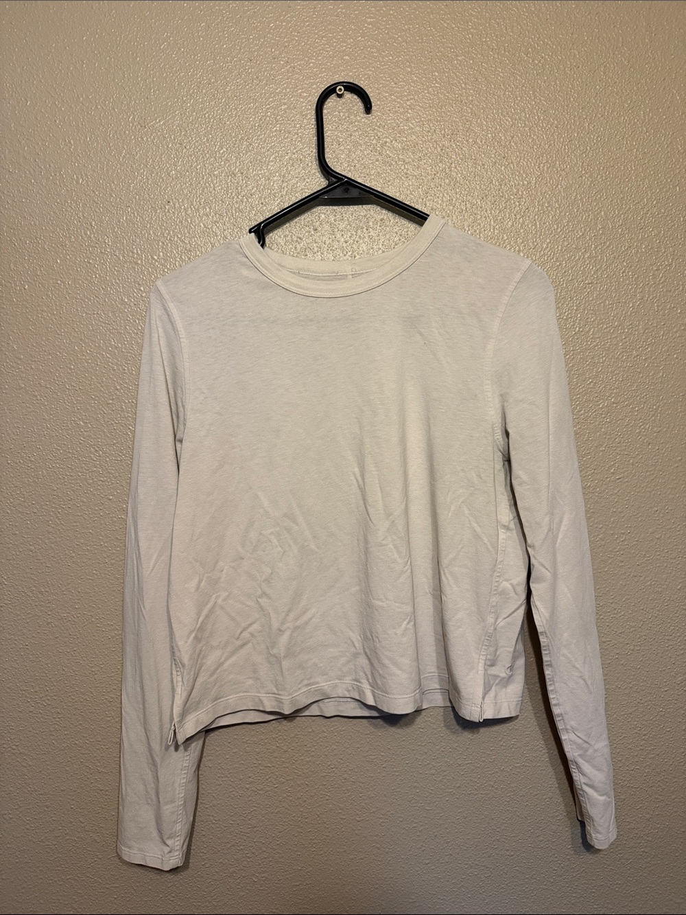 Lululemon Ivory Long-Sleeve Crewneck Top